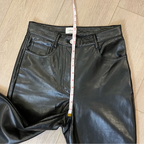 The Melina black vegan leather pants by Wilfred from Aritzia. - Picture 11 of 15